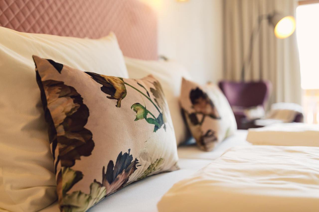 Hotel Jaegerhof Zams Eksteriør billede